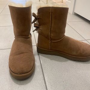 Women’s ugg bow boots